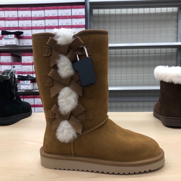(DEPOP) Brown tall kookaburra/Uggs (Victoria tall) - Picture 1 of 2